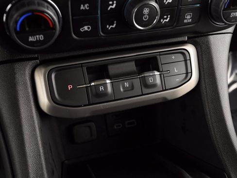 Used 2023 GMC Acadia Denali w/ Denali Technology Package image 35