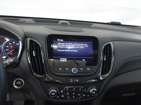 New 2023 Chevrolet Equinox RS w/ RS Leather Package AWD/4WD image 21