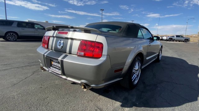 Used 2008 Ford Mustang GT RWD image 8