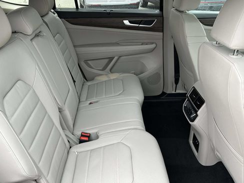 New 2026 Volkswagen Atlas SEL AWD/4WD image 15