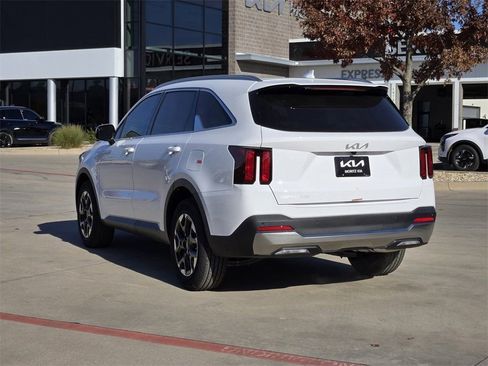New 2026 Kia Sorento S w/ S Panoramic Sunroof Package image 6