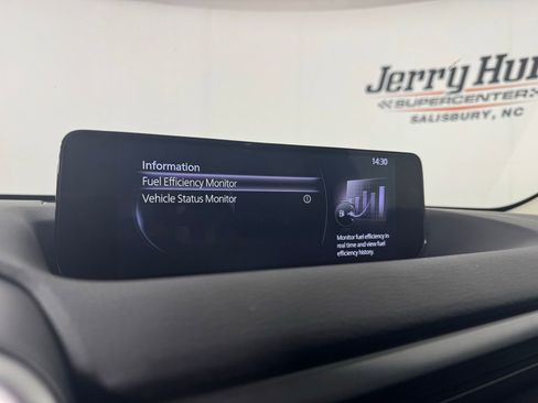 Used 2025 MAZDA CX-50 AWD 2.5 Hybrid w/ Premium Pkg image 17
