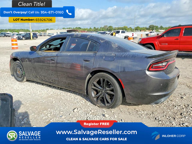 Used 2017 Dodge Charger SXT w/ Rallye Group RWD image 3