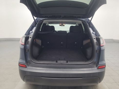 Used 2019 Jeep Cherokee Latitude w/ Popular Appearance Group image 29