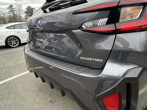 Used 2024 Subaru Crosstrek 2.0i Premium image 13