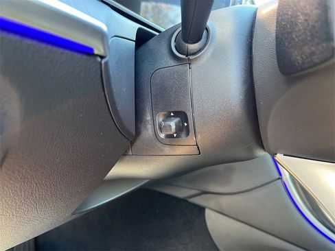 Certified 2022 Mercedes-Benz C 300 4MATIC Sedan image 22