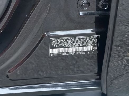 Used 2022 Lexus IS 350 F Sport image 29