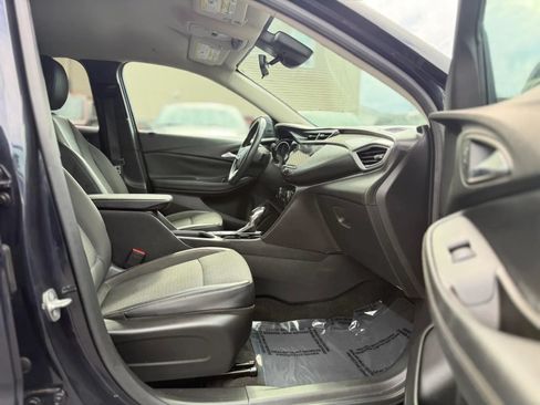 Used 2021 Buick Encore GX Preferred w/ Cold Weather Comfort Package FWD image 19