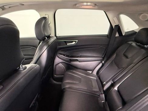 Used 2019 Ford Edge Titanium w/ Equipment Group 301A FWD image 39