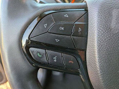 Certified 2023 Jeep Cherokee Altitude Lux image 18