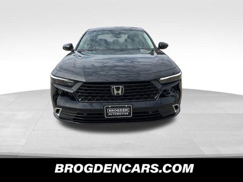 New 2025 Honda Accord Touring image 9
