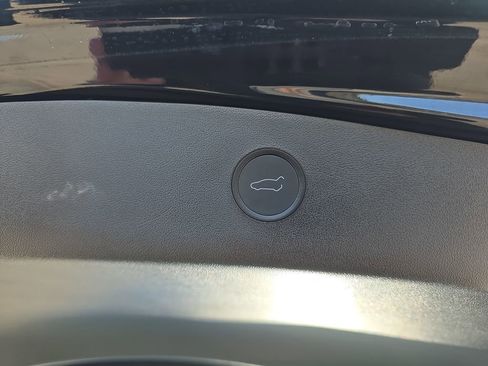 Used 2021 Tesla Model 3 Standard Range Plus image 17