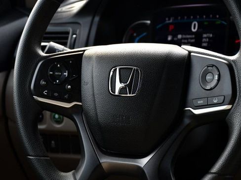 Used 2020 Honda Pilot EX image 34