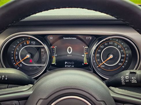 Used 2021 Jeep Wrangler Unlimited Sport AWD/4WD image 15