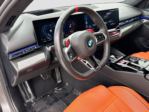 Used 2025 BMW M5 w/ Carbon Package AWD/4WD image 9