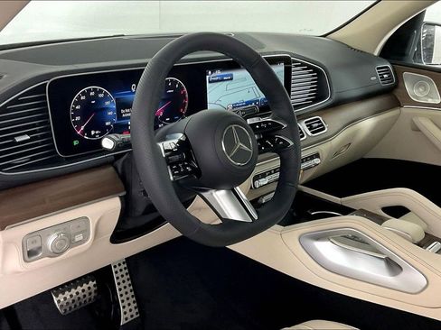 New 2026 Mercedes-Benz GLS 450 GLS 450 image 6