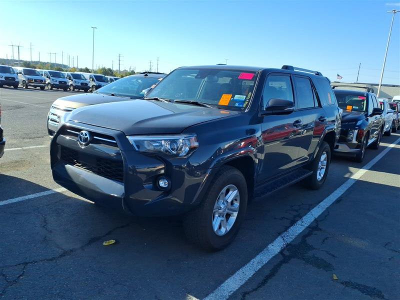 Used 2024 Toyota 4Runner SR5 Premium AWD/4WD image 4