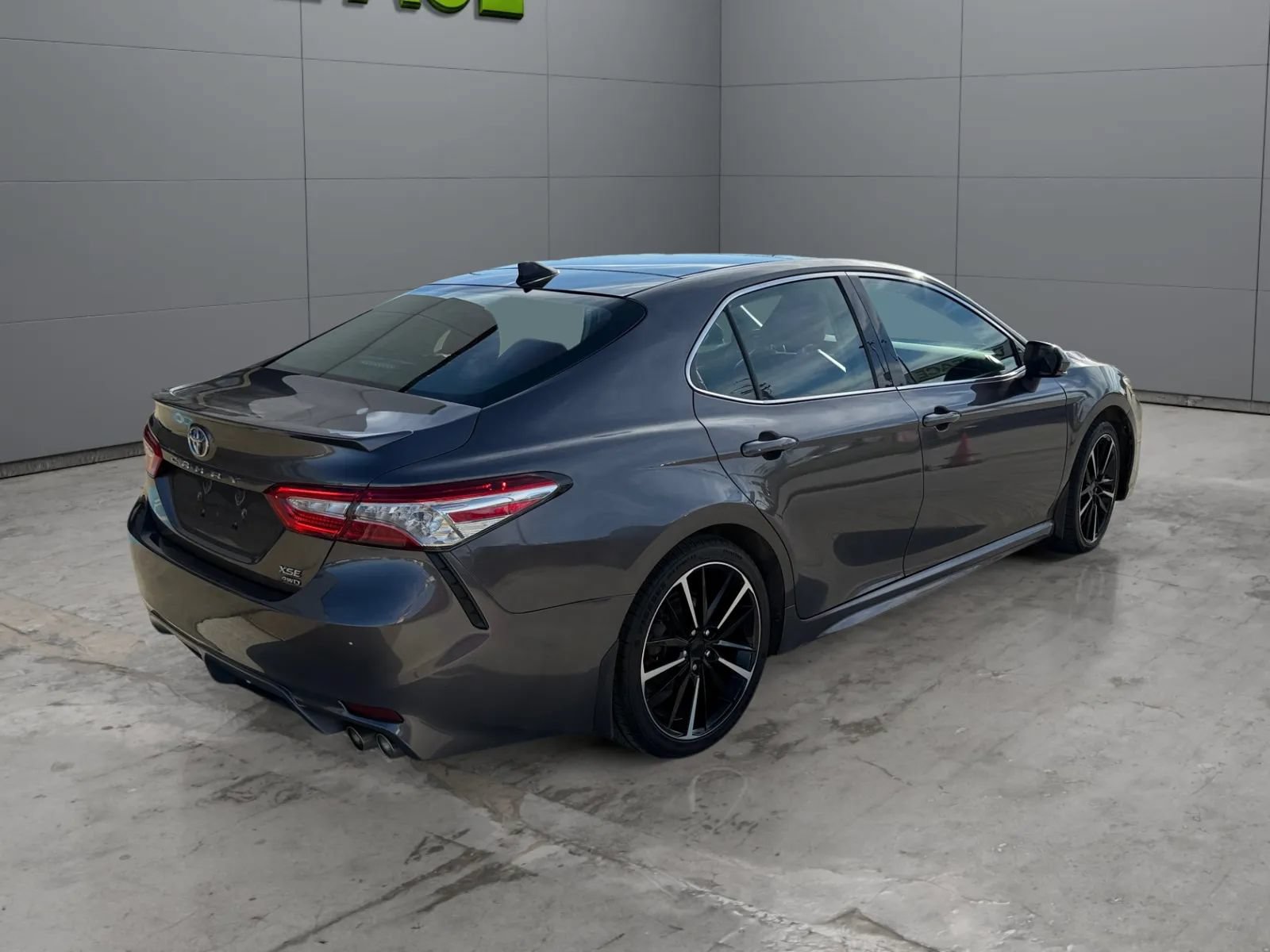Used 2020 Toyota Camry XSE AWD/4WD image 12