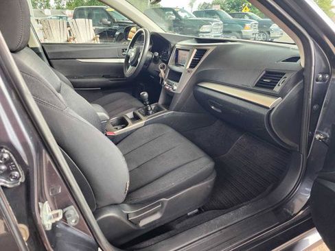Used 2010 Subaru Legacy 2.5i AWD/4WD image 16