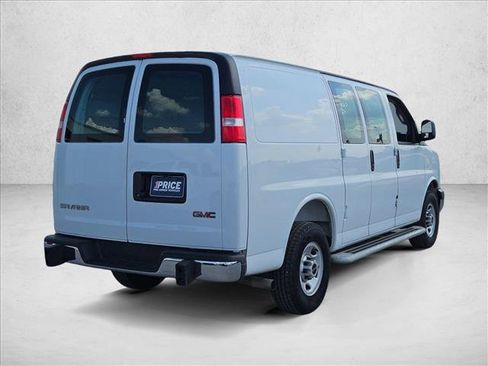 Used 2025 GMC Savana 2500 w/ Driver Convenience Package RWD image 24