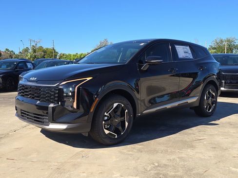 New 2026 Kia Sportage S image 4