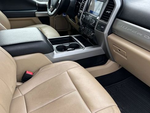 Certified 2020 Ford F450 Lariat w/ Lariat Ultimate Package AWD/4WD image 15