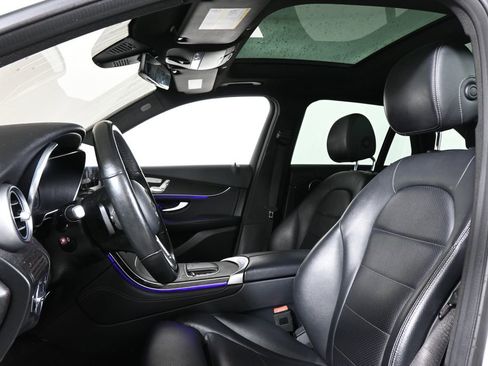 Certified 2021 Mercedes-Benz GLC 300 4MATIC image 5