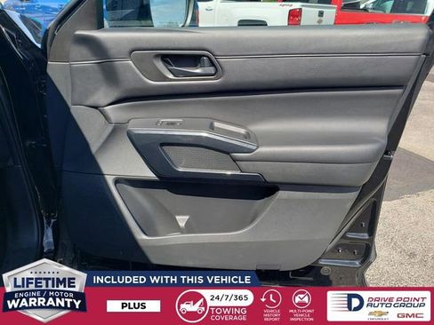 Used 2024 Nissan Pathfinder SV image 22