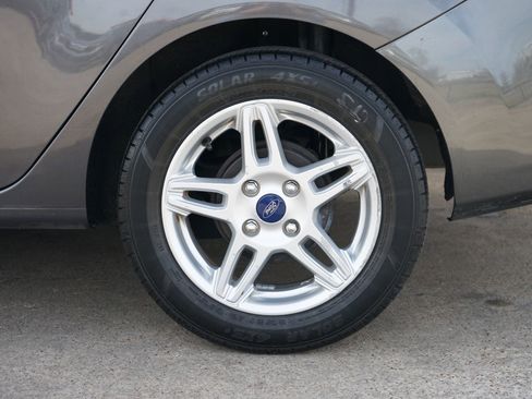 Used 2017 Ford Fiesta SE image 15