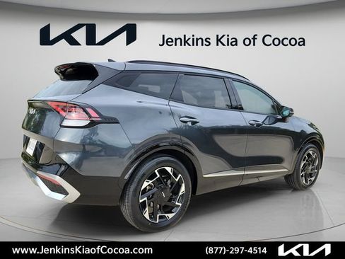 Certified 2024 Kia Sportage SX FWD image 4
