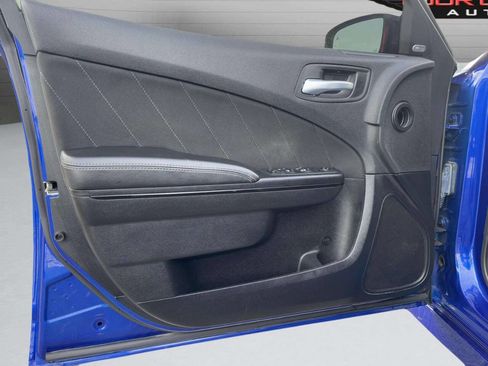 Used 2022 Dodge Charger R/T w/ Driver Convenience Group image 19