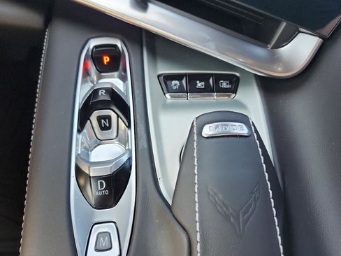 Used 2025 Chevrolet Corvette 3LT 2dr Stingray Conv w/ Z51 Performance Package image 16