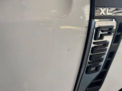 Used 2023 Ford F250 XL w/ XL Driver Assist Package AWD/4WD image 11