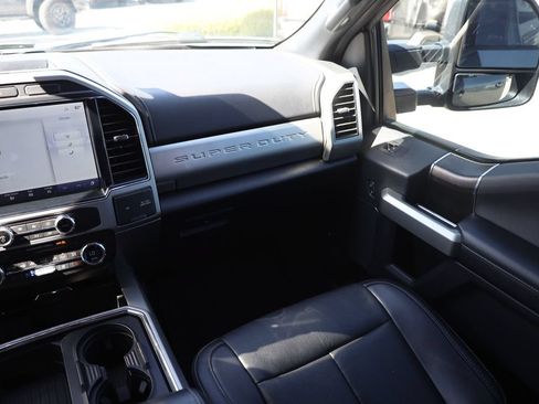 Used 2022 Ford F350 Lariat AWD/4WD image 20
