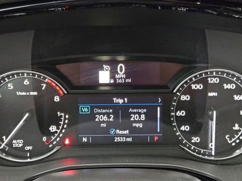 New 2025 Cadillac XT5 Premium Luxury image 16