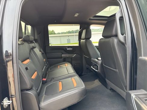Used 2021 GMC Sierra 2500 AT4 w/ AT4 Preferred Package AWD/4WD image 14