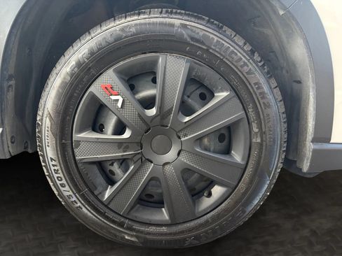 Used 2022 Subaru Forester AWD/4WD image 33