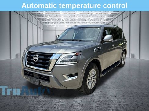 Used 2024 Nissan Armada SV AWD/4WD image 3