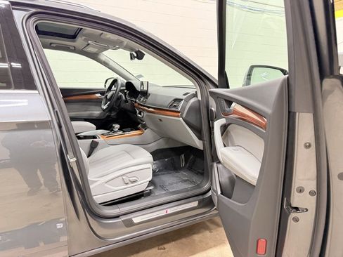 Used 2022 Audi Q5 2.0T Premium Plus image 35