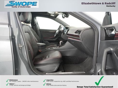 Used 2023 Volkswagen Jetta GLI Autobahn image 10