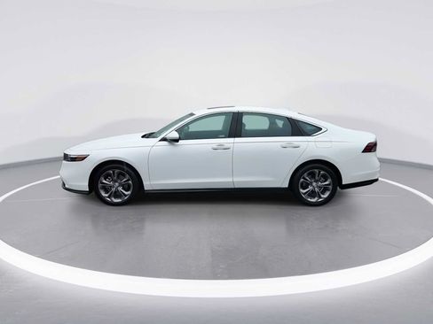 Used 2024 Honda Accord EX image 5