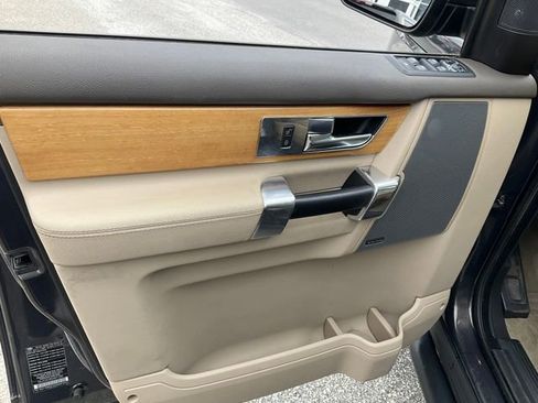 Used 2013 Land Rover LR4 HSE image 7