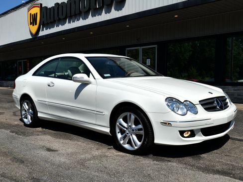 Used 2007 Mercedes-Benz CLK 350 2dr Coupe 3.5L image 60