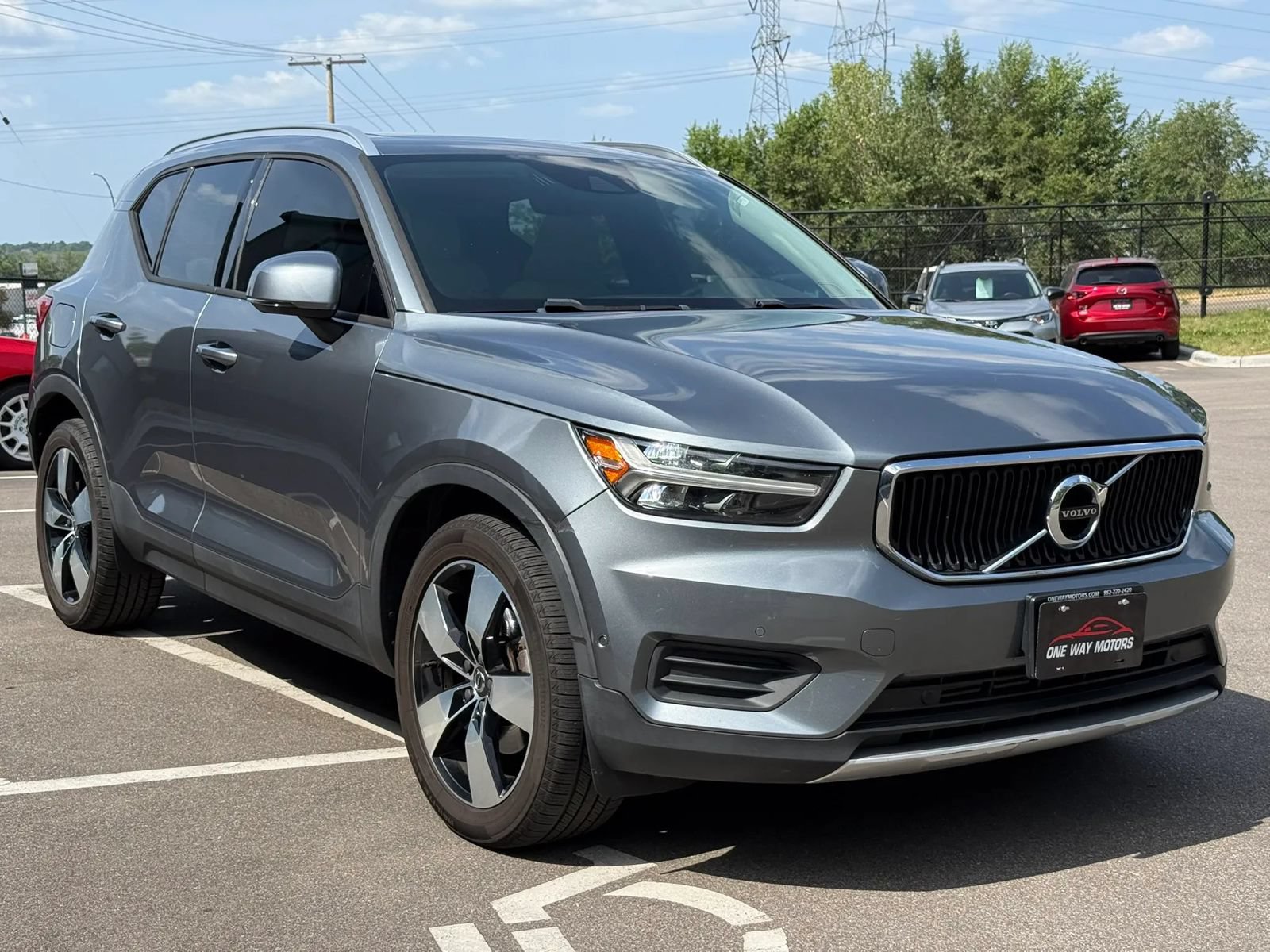 Used 2019 Volvo XC40 T5 Momentum AWD/4WD image 7