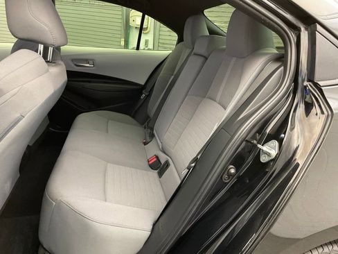 Used 2024 Toyota Corolla SE w/ SE Convenience Package FWD image 22
