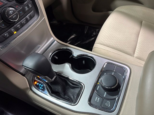 Used 2018 Jeep Grand Cherokee Laredo AWD/4WD image 20