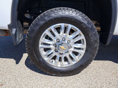 Used 2022 Chevrolet Silverado 3500 High Country AWD/4WD image 34