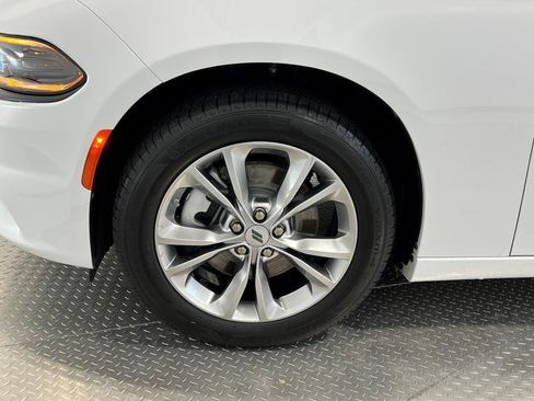 Certified 2023 Dodge Charger SXT image 11