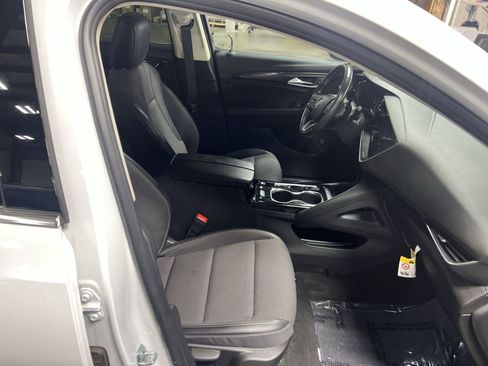 Certified 2023 Buick Envision Preferred image 27