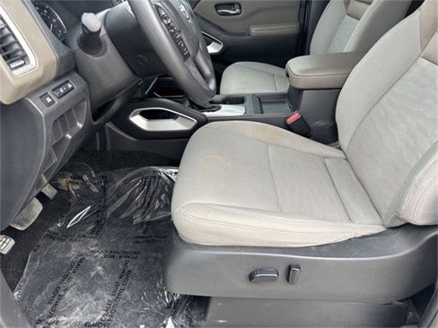 Used 2022 Nissan Frontier SV image 10